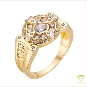Anillo de lujo para hombre de plata 925 con diamante cultivado en laboratorio, diseño ornamental de cara redonda, para marcas de joyería y compradores mayoristas. - Product Image 3