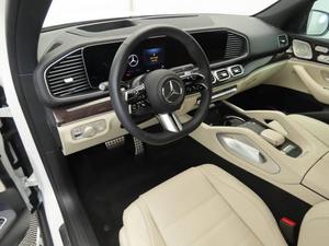 Auto Usado Confiable, Mercedes-Benz Clase GLS <span class=keywords><strong>580</strong></span> <span class=keywords><strong>4MATIC</strong></span> 4dr SUV AWD 2025 - Product Image 3