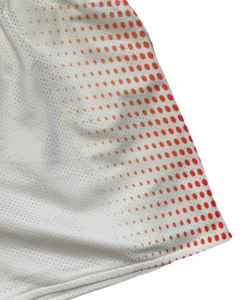 Shorts en maille blanche pour homme avec motif à pois rouges, taille à cordon de serrage, style sportif, tissu tricoté respirant, longueur mi-cuisse - Product Image 2