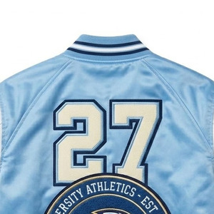 Chaqueta Varsity Azul Claro para Hombre con Bordado del Logotipo de Pantera y Diseño de Parche con el Número 27, Estilo Preppy, Ropa de Otoño - Product Image 5