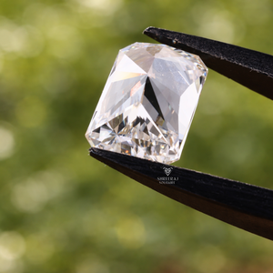 Diamante Cultivado en Laboratorio con Certificación IGI, Corte Radiante de 15 Quilates, Color E/F, Claridad VVS2, Corte Excelente, Brillo Premium, Diamante Suelto - Product Image 3