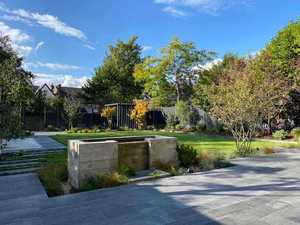 Sustainable Black Granite Pavers for Modern Outdoor <b>Landscaping</b> - Product Image 5