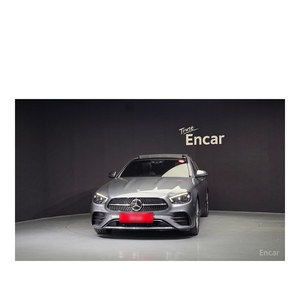 Mercedes-Benz E350 4MATIC AMG Line Classe E 2023 avec volant à gauche, boîte de vitesses automatique, sièges en cuir, caméra arrière - Product Image 3