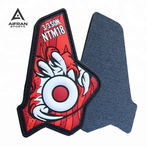 Patch en PVC souple personnalisé Aifran en gros avec dos auto-agrippant pour chapeaux, sacs, vêtements – Patch en caoutchouc durable - Product Image 3