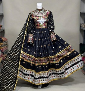 Robe afghane Kuchi noire faite à la main, tenue tribale Pashtun, ensemble dupatta shalwar, robe traditionnelle à manches longues, robes décontractées pour femmes - Product Image 2