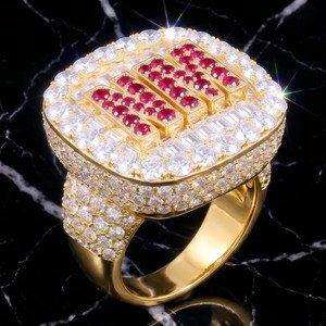 Bague de fête personnalisée en argent 925 plaqué rhodium, sertie de rubis rouges et de moissanites rondes, style hip-hop, pour amis - Product Image 1