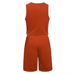 Nouveaux maillots de basket-ball personnalisés, ensemble de vêtements de sport respirant à séchage rapide, ensembles d'uniformes de basket-ball à manches courtes en vente - Product Image 4