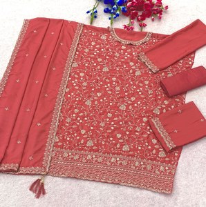 Ensemble Salwar traditionnel rose brodé avec dupatta, coupe ample longue jusqu'au sol, tenue indienne et pakistanaise pour femme - Product Image 3