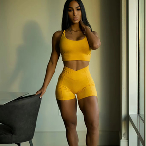 Conjunto de 2 piezas para mujer, personalizado, color escarlata, OEM, con bolsillo Ascend, pantalones cortos suaves, elásticos, de compresión y cintura alta, ¡muy vendido! - Product Image 1