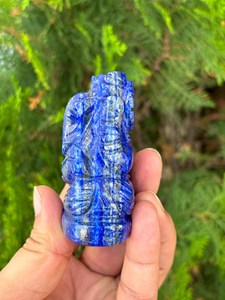 Statue de Ganesha en Lapis Lazuli Naturel |   Idole de Ganesha sculptée à la main en pierre précieuse bleue de 2,75 pouces |   Décoration d'autel spirituel - Product Image 4