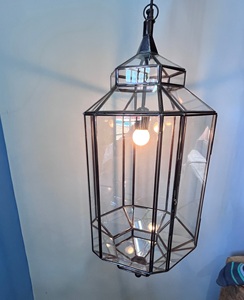 Lámpara Colgante Decorativa LED con Marco Negro de Vidrio/Latón, Luz Blanca Cálida Suave, Forma Larga y Grande, para Sala de Estar - Product Image 3