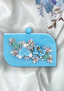 Bleu ciel brillant acrylique résine pochette sac à main à la main pierre soirée boîte sac à main pour la mode des femmes pour les Occasions formelles de fête - Product Image 2