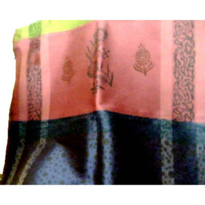 Écharpe en soie imprimée à l'écran, 100% soie pure, twill satiné, écharpe carrée pour femme, écharpes en soie imprimées numériquement personnalisées - Product Image 2