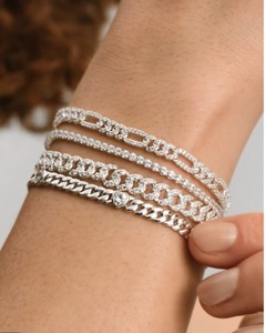 Pulsera de Diamantes de Laboratorio de Lujo para Mujer |   Plata de Ley 925 Chapada en Oro Blanco, Joyería Fina de Alta Gama, Corte Redondo - Product Image 2