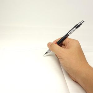 Lápiz Mecánico Profesional Mitsubishi Japan Uni M5-552 de 0.5 mm con Empuñadura Metálica Moleteada y Centro de Gravedad Bajo para Dibujo Técnico - Product Image 6