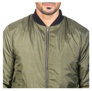 Chaqueta Bomber Híbrida Negra Personalizable con Cuello Alto, Fabricación Profesional de Alta Calidad para la Temporada de Invierno - Product Image 2