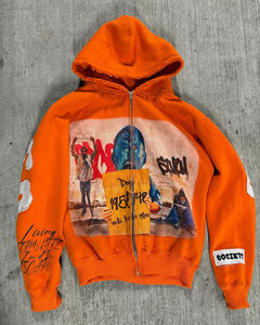 Conjunto de Chándal Personalizado con Bordado Desgastado, Sudadera Oversize con Hombros Caídos Estilo Streetwear y Pantalones Acampanados con Lavado Ácido - Product Image 4