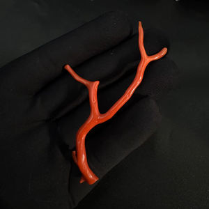 Cuentas de Coral Rojo de Rajasthan 100% Naturales de Alta Calidad, Gema en Bruto para Joyería, Forma de Árbol, 14ct - Product Image 1