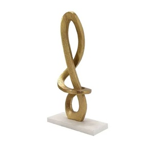 Sculpture artisanale avec base en bois, décoration d'intérieur, design en forme de cœur, couleur argentée, pour décoration de table et ornements de Noël - Product Image 2