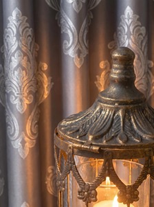 Grand chandelier en laiton sur pied, idéal pour le salon, la chambre et la décoration intérieure, éclairage d'ambiance sur pied, provenance Inde - Product Image 3