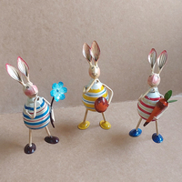 Ensemble de 3 lapins de Pâques en fer forgé faits à la main, thème artistique, figurines personnalisables, décoration intérieure - Haute qualité, respectueux de l'environnement