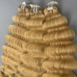 Precio al por mayor 100% Raw Virgin Vietnamita Human Lace Wig Weft Deep ondulado Rubio Color Super Double Drawn Extensiones de cabello - Product Image 2
