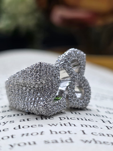 Anillo de Moissanita Clásico Chapado en Oro Blanco Sin Níquel, Diseño Audaz y Brillante, Joyería de Alto Brillo, Número Personalizado 28, Estilo HipHop - Product Image 2