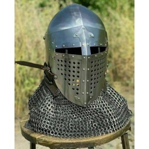 Casco de Caballero Medieval de Acero con Capucha de Malla, Forma Redonda, Estilo Antiguo, Armadura para Exhibición Coleccionable de Arte - Product Image 3