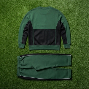 ชุดเสื้อสเวตเชิ้ตคอกลมสีเขียวเข้มสำหรับผู้ชาย กางเกงจ็อกเกอร์ แต่งแถบข้างตัดสี สไตล์ลำลองแนวสตรีทแวร์ เสื้อผ้าเข้าชุด - Product Image 5