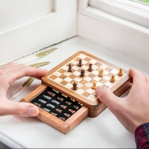 ชุดหมากรุกไม้พะยูงทำมือพร้อมที่เก็บ - เกมกระดานไม้สุดหรูขายส่ง - Product Image 1