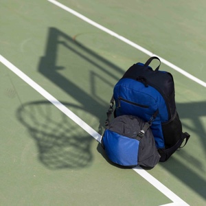 Sac à dos de basketball en nylon pour sports de plein air, personnalisable avec logo, en vente directe d'usine - Product Image 3