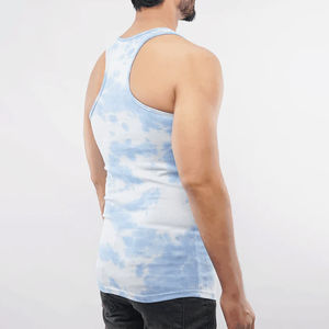 Camiseta sin mangas de algodón acanalado de alto gramaje para hombre con logo personalizado, ideal para gimnasio, fitness, running y entrenamiento deportivo. - Product Image 3