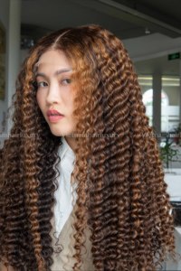 Perruque frontale en cheveux humains Remy vietnamiens 100% naturels, trame unique, vague naturelle, couleur personnalisée, super double trame, meilleur prix ! - Product Image 5