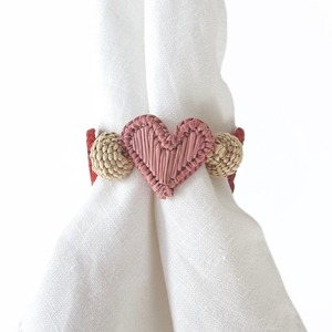Hermoso Anillo para Servilletas en Forma de Corazón de Ratán Rosa para Eventos, Fiestas, Regalos, Decoración del Hogar, Bodas y Ocasiones Especiales - Product Image 1