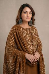 Conjunto de 3 Piezas de Algodón Puro para Mujer, Kurta, Pantalón y Dupatta, Ropa Étnica Cómoda - Product Image 4