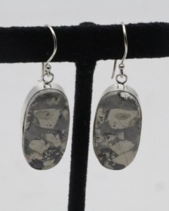Pendientes de Aro de Ágata Natural con Plata Alemana – Joyería Artesanal de Aro con Piedras Preciosas para Mujer - Product Image 1