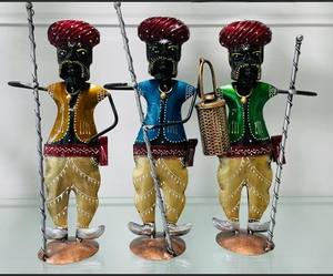 Juego de Figuras Metálicas Art Deco Tradicionales de Rajastán (Juego de 3) Diseño Vertical Móvil para Diwali y Bodas - Product Image 2