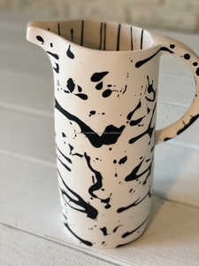 Pichet à eau en résine pour la maison et le jardin, 100% fait main, motif marbré, pichet à boisson en résine léger - Product Image 4