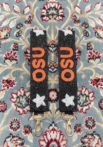 Porte-clés artisanal en perles alphabet, porte-clés tendance avec lettre nominative, article cadeau fait main, prix de gros par fournisseur - Product Image 3