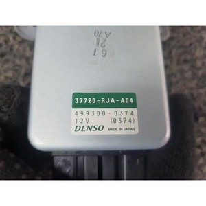 ECUs y Módulos de Computación Usados Legend 37720RJAA04 - Product Image 2