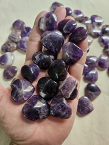 Piedras de Cristal Natural de Primera Calidad, Talladas en Forma de Corazón, Piedras de Amor y Alivio del Estrés, Coloridas, para Masaje y Sanación Energética - Product Image 3