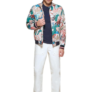 Blouson bomber pour homme au design tendance, de qualité supérieure, au meilleur prix. - Product Image 1
