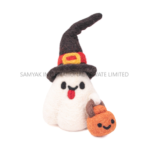 Decoración de Halloween de Fantasma Blanco de Fieltro Hecho a Mano con Sombrero de Bruja y Cubo de Calabazas |   Lindo Peluche Mini - Product Image 1