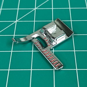 #SA189, 9913 Vertical Stitch Alignment Foot, Stitch Guide Foot Snap On for Brother <b>Sewing</b> Machine Part - Product Image 3
