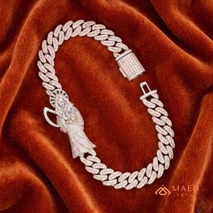 จี้รูปนักบุญชุบทองคำสีกุหลาบประดับโมอิสซาไนต์ พร้อมสร้อยข้อมือแบบ Cuban Link สุดหรู สไตล์ฮิปฮอป เครื่องประดับแฟชั่นสำหรับงานปาร์ตี้ ของขวัญพรีเมียม - Product Image 4