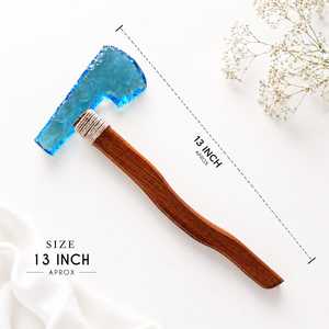 Hacha de Vidrio Obsidiana Acuática Premium Hecha a Mano con Mango de Madera, Propiedades Curativas, Arte de Personaje de TV y Cine de Forma Libre - Product Image 1