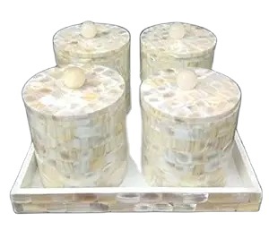 Boîte en acrylique cristal de luxe avec nacre Cadeau haut de gamme pour les célébrations de l'Aïd - Product Image 5