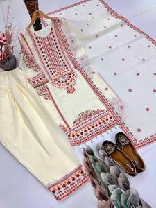 Conjunto de Salwar Kameez Tradicional Pakistaní Bordado con Hilos Florales, Túnica y Dupatta Transparente para Bodas y Fiestas - Product Image 4