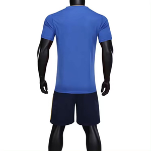 Ensemble d'uniformes de football personnalisés de haute qualité, tissu extensible 2 directions 100% polyester, uniformes de football unisexes pour adultes - Product Image 3