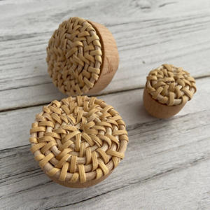 Poignées de meuble en rotin bohème, faites à la main, naturelles, pour commodes et portes - Product Image 3